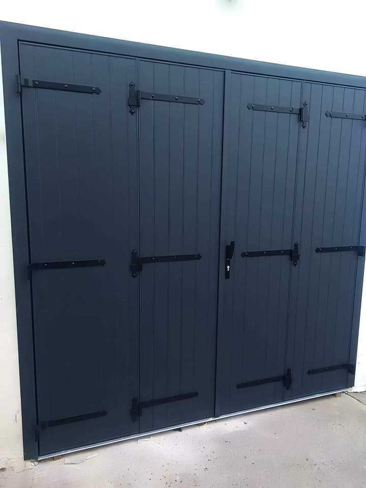 Installation porte garage Françay