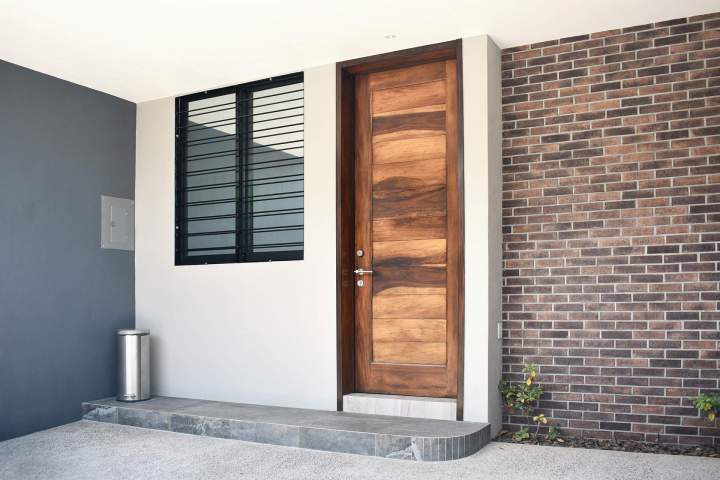 Porte en bois Françay